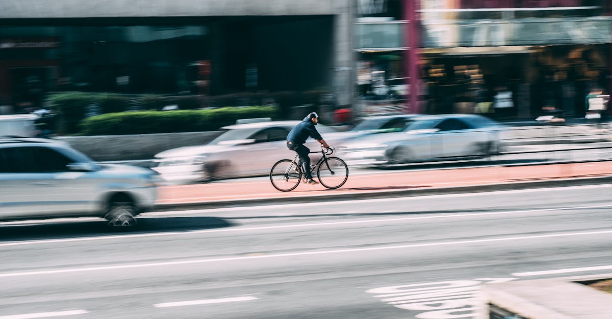 découvrez le concept de l'urbanisme durable et ses enjeux pour créer des villes écoresponsables. apprenez comment intégrer des pratiques respectueuses de l'environnement dans l'aménagement urbain pour un avenir plus vert.